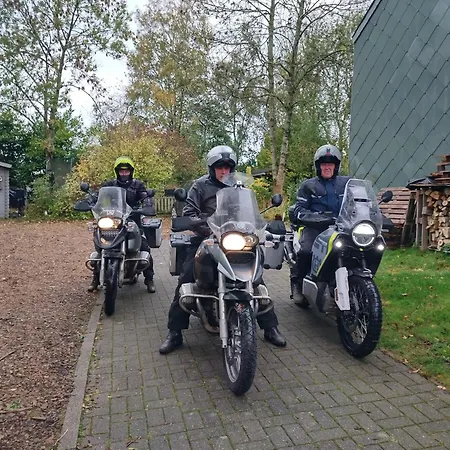 B&B Des4seigneurs 게디네
